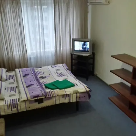Квартира Возле Жд Вокзала, Соломенская Площадь Apartamento Kiev